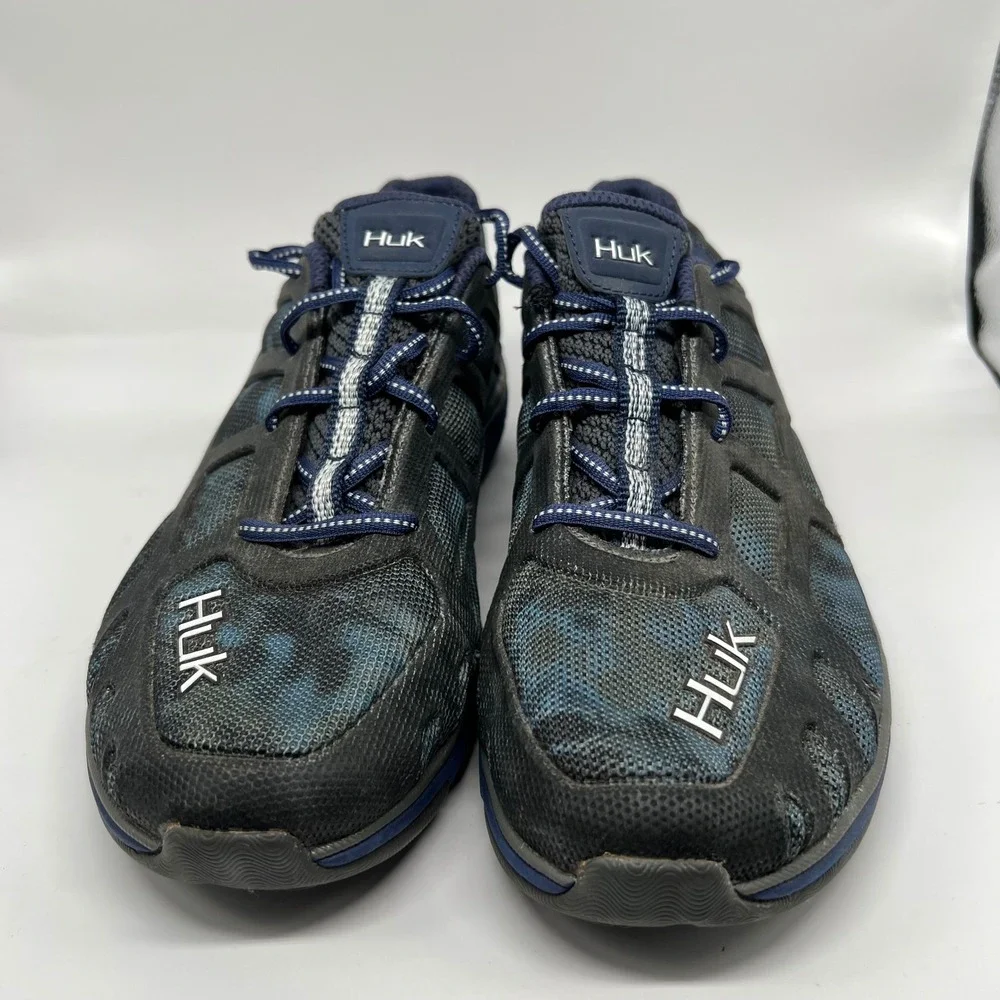 Huk Attack Performance Fishing Shoes Mens 10 Blue Camo Deck Shoes H8011000470